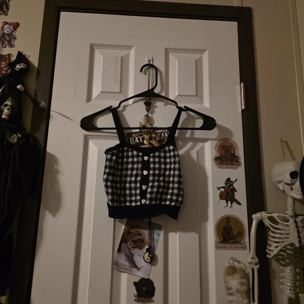 SHEIN Black & White Gingham Cropped Cami with Heart Buttons